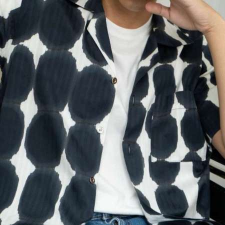 Black Dot Hawaii Shirt 0